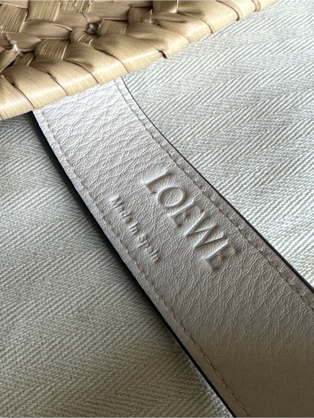 ✨Excellent Condition/Natural Woven Straw Tote with White Leather Trim Small✨ - Picture 14 of 15